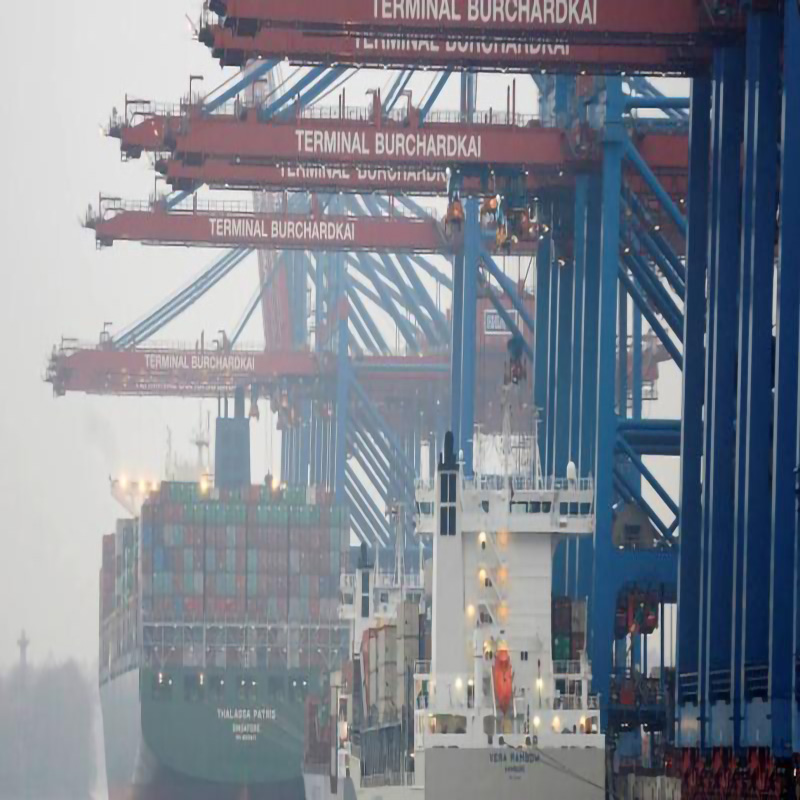 Alemania permite que Cosco de China tome una participación del 24.9% en el puerto más grande
